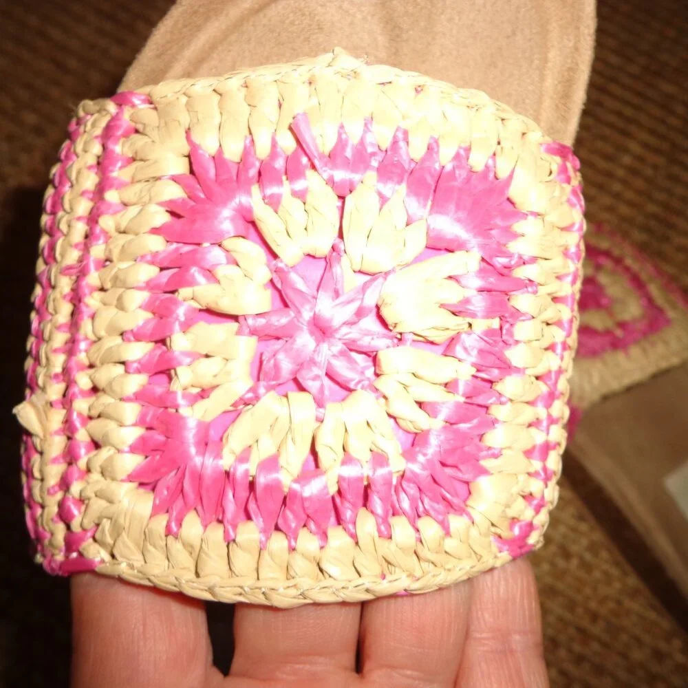 VINTAGE HAVANA Mimi Crochet Slide Sandals w/Original Box 6M Pink
